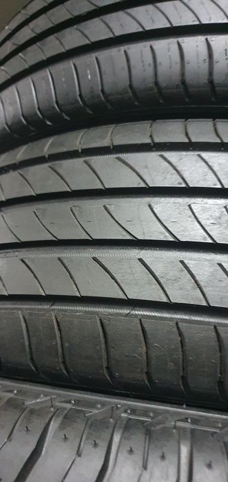 Pneus 195/60/18 e