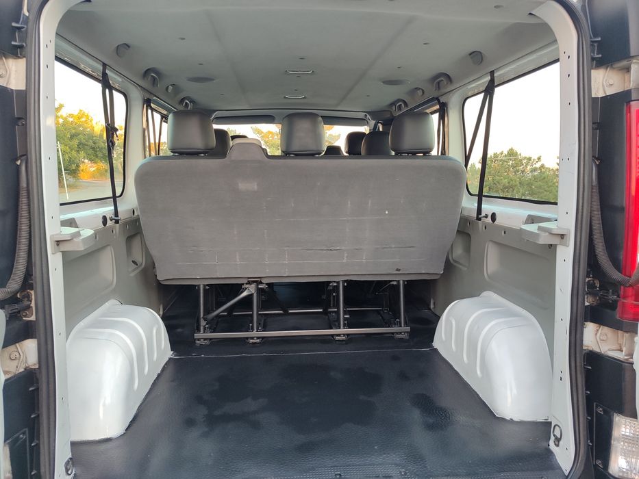 Renault Tráfic 2.0dci 9 Lugares