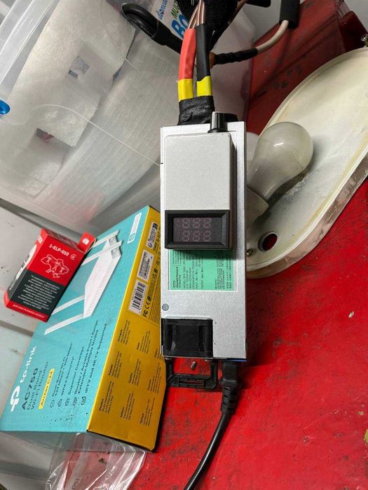 Продаж готової  Системи безперебійного живлення 12В/2000Вт на LiFePO4