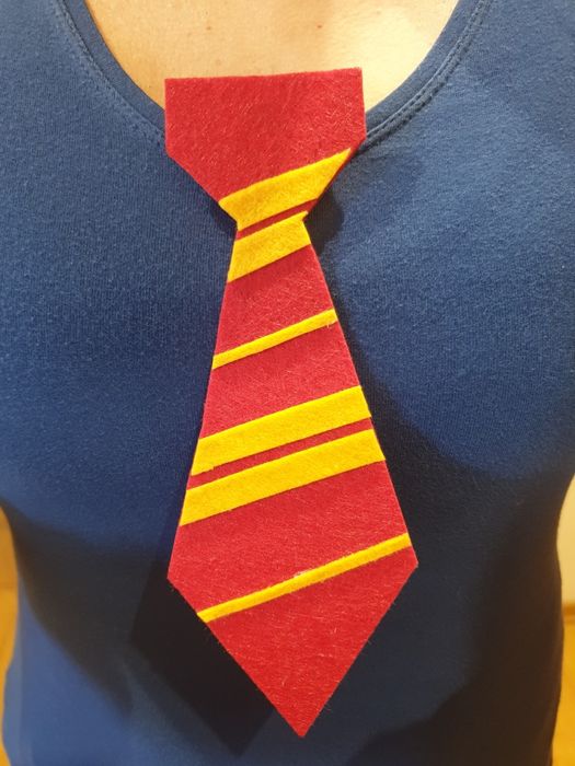 12 Gravatas de feltro harry potter