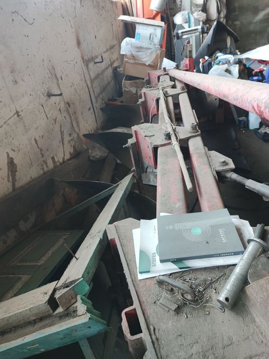 Плуг UNITA  в гарному стані