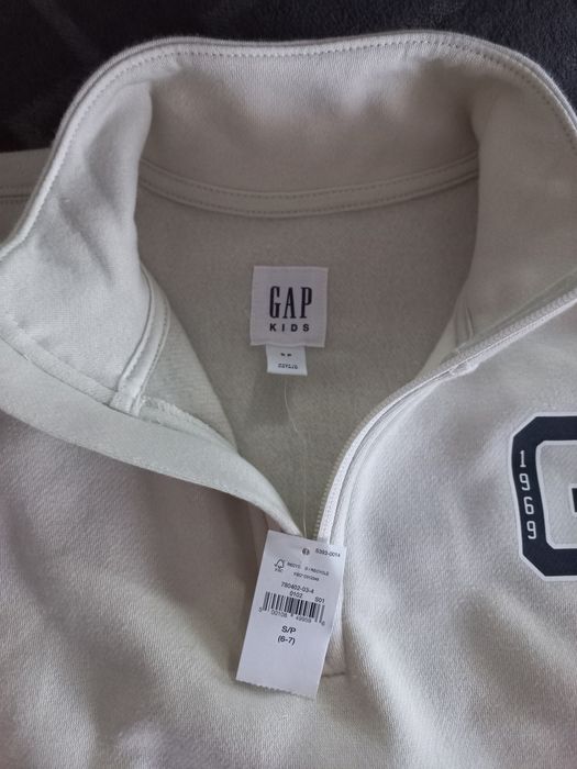 Camisola GAP branca 6/7 anos menino