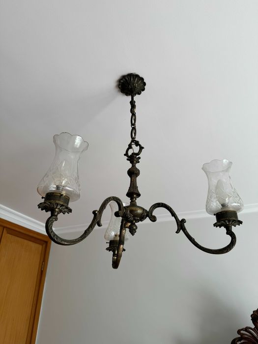 Móveis Clássicos Diversos - (vende-se em separado)