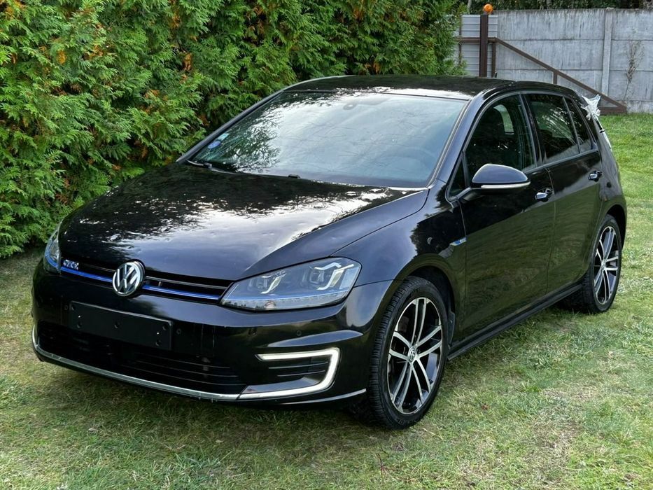 Volkswagen Golf #Xenon #GTE #DSG