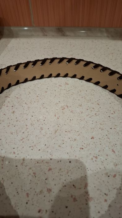 Pasek skóra ekologiczna.