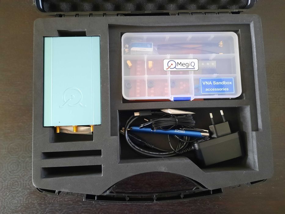 Vector network analyser64738429478785120