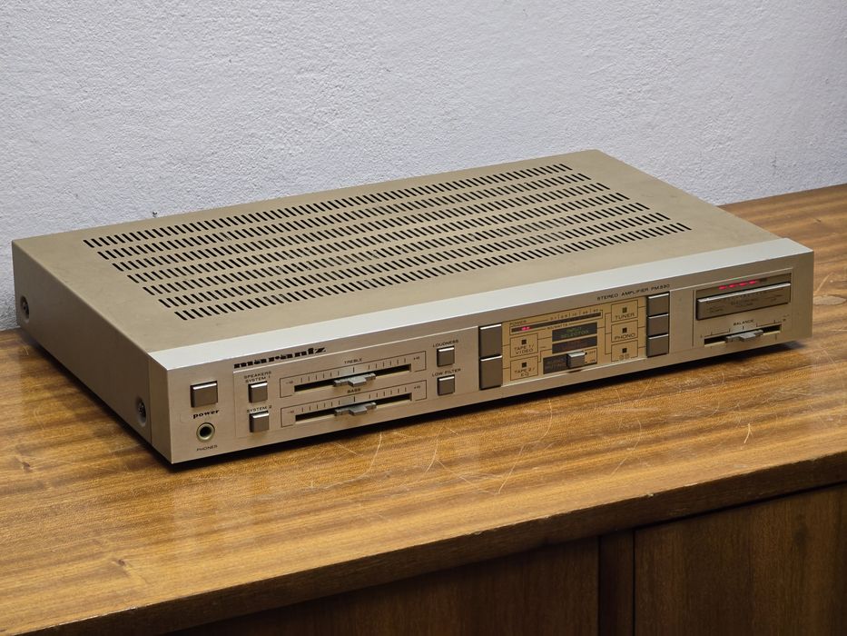 Marantz PM 330 JAPAN wzmacniacz Vintage płaski złoty