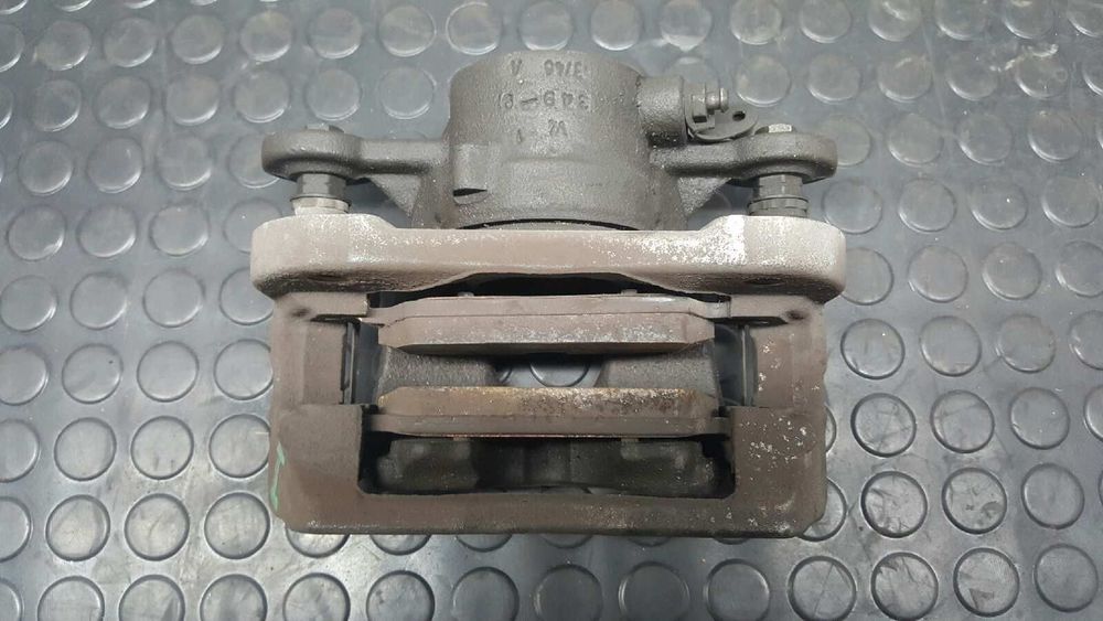 PINÇA DE TRAVÃO FRENTE ESQUERDA BMW SERIE 1 BERLINA (E81/E87) 118D