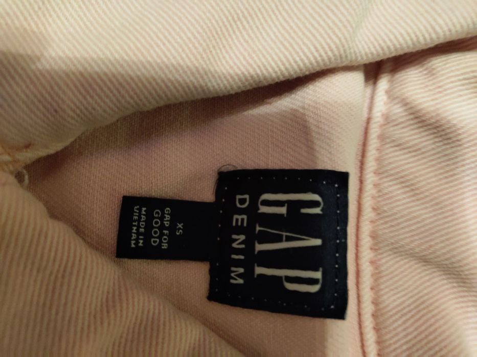 Актуально! Новая джинсовая куртка Gap, размер ХS.