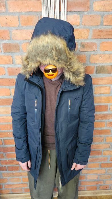 Zimowa kurtka damska 4F, z kapturem, rozmiar M