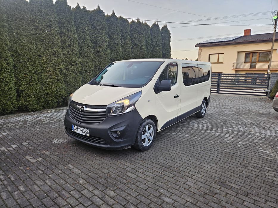 Opel Vivaro 9-osobowy