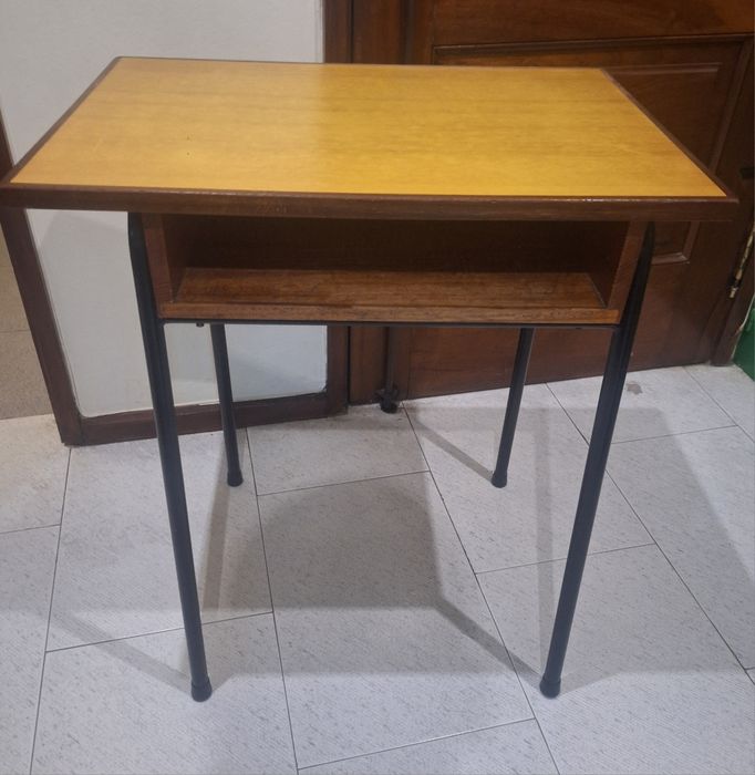 Mesa de estudo vintage