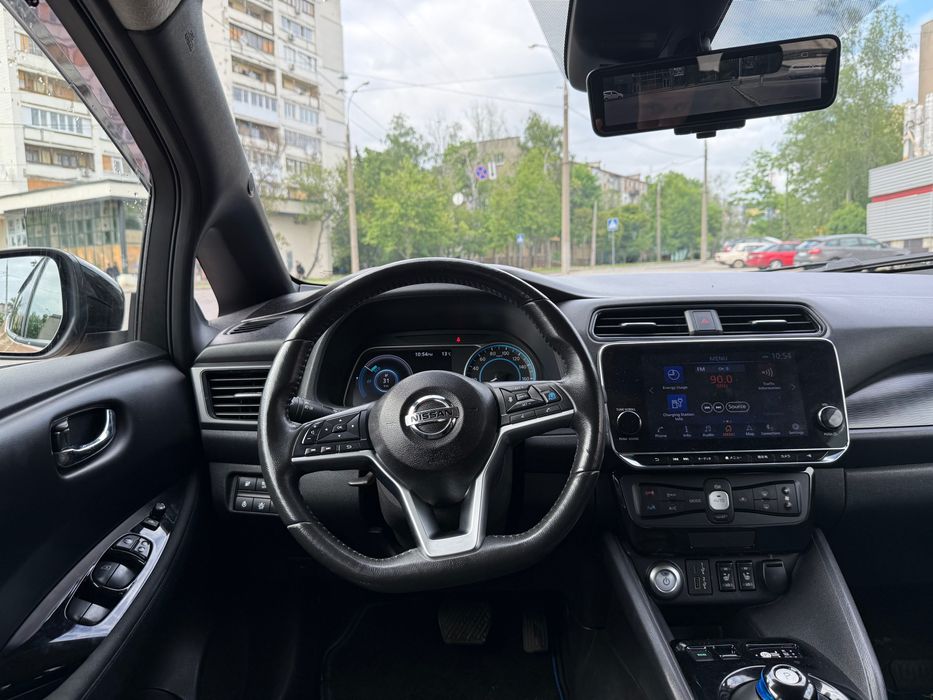 Nissan Leaf 2021 62 KW SV