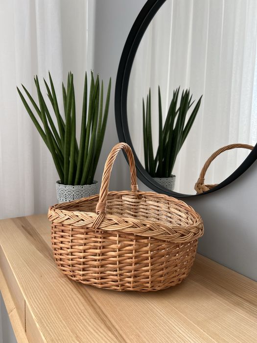 Плетений кошик із лози. Пасхальна корзина. Кошик Великодній