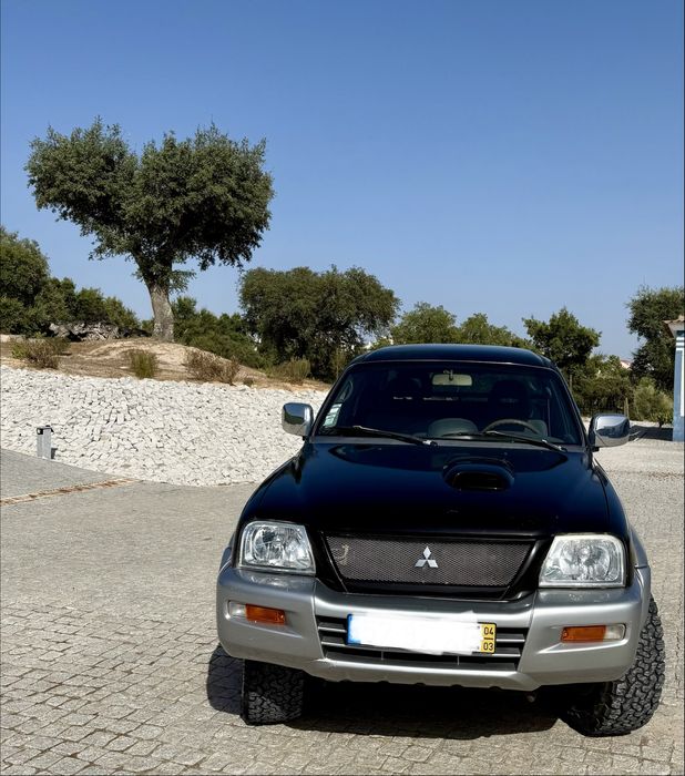 Mitsubishi L200 Strakar 4x4 Cabine Dupla