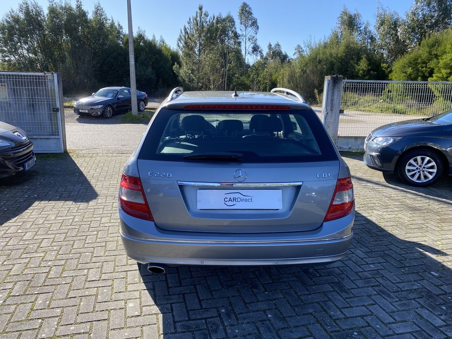 Mercedes-Benz C220 CDI - GPS - DVD - Nacional