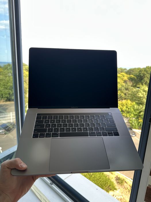 macbook pro 15 2018 512gb - купити ноутбуки - Ціна на OLX.ua