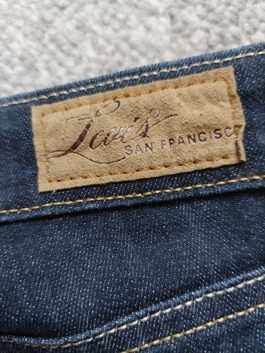 Jeansy Levi Strauss 28 demi curve