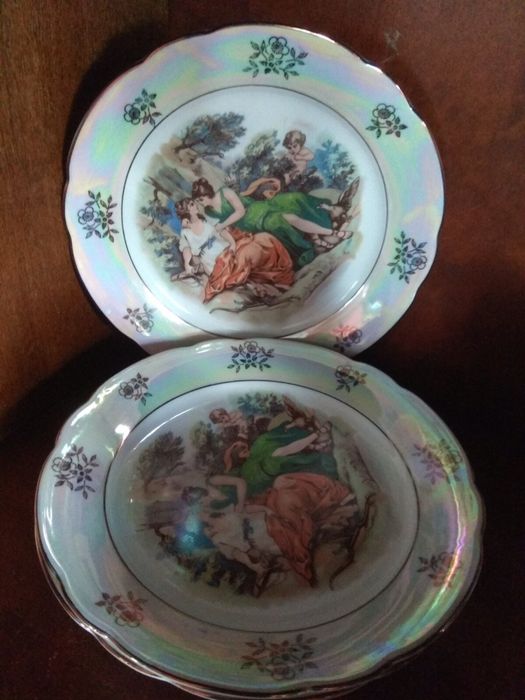 Продаётся чайно-кофейный сервиз ,, Мадонна’’, производство ГДР