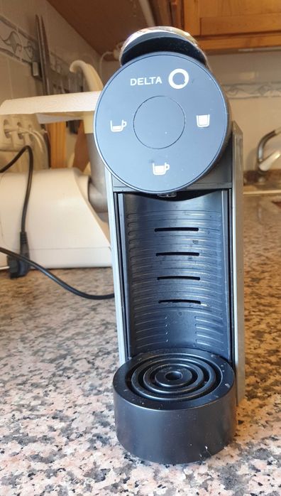 Máquina de Café DELTA Mini QOOL