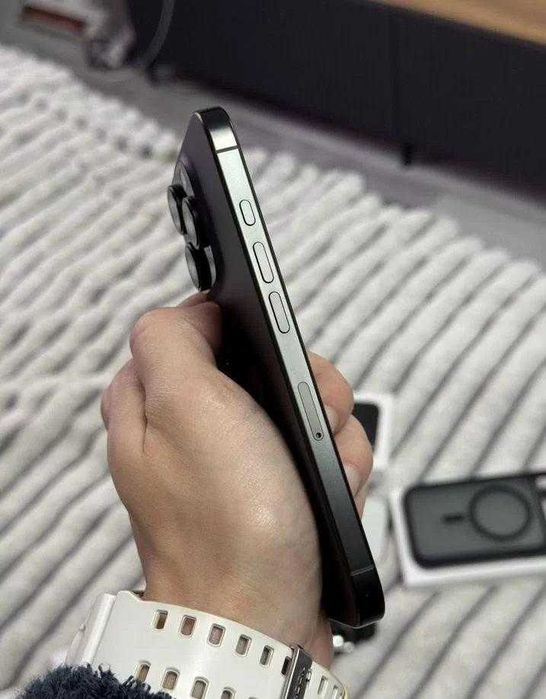 iPhone 16 Pro, 256 ГБ  , 100% ,24 цикла  ( фіз сім +Е сім