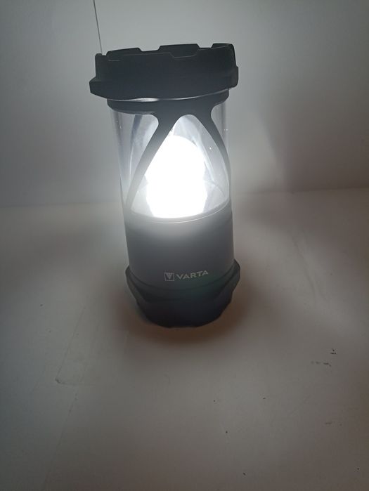 Varta l30 pro latarka campingowa