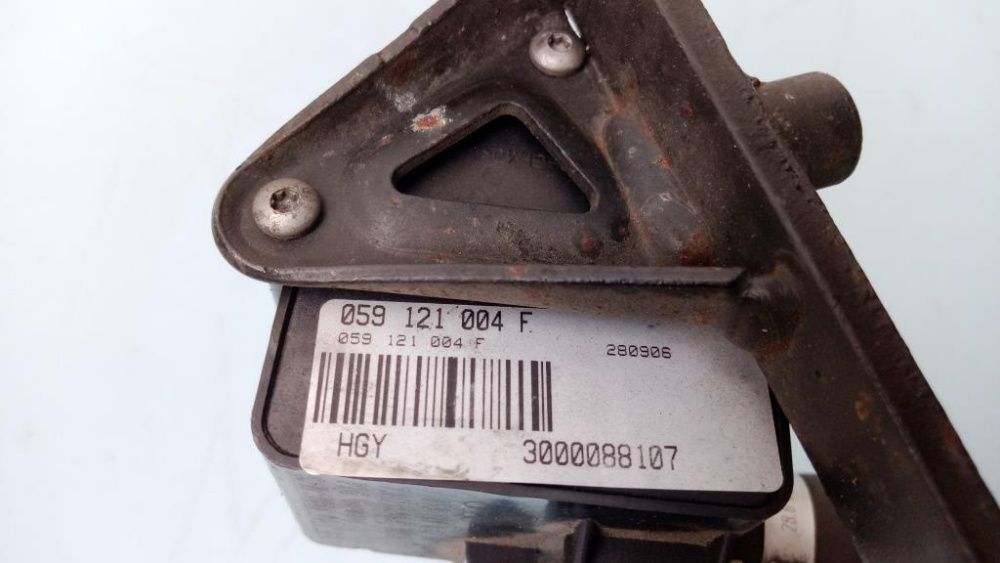 Насос системы охлаждения Volkswagen Touareg \ Audi Q7 моторчик помпа