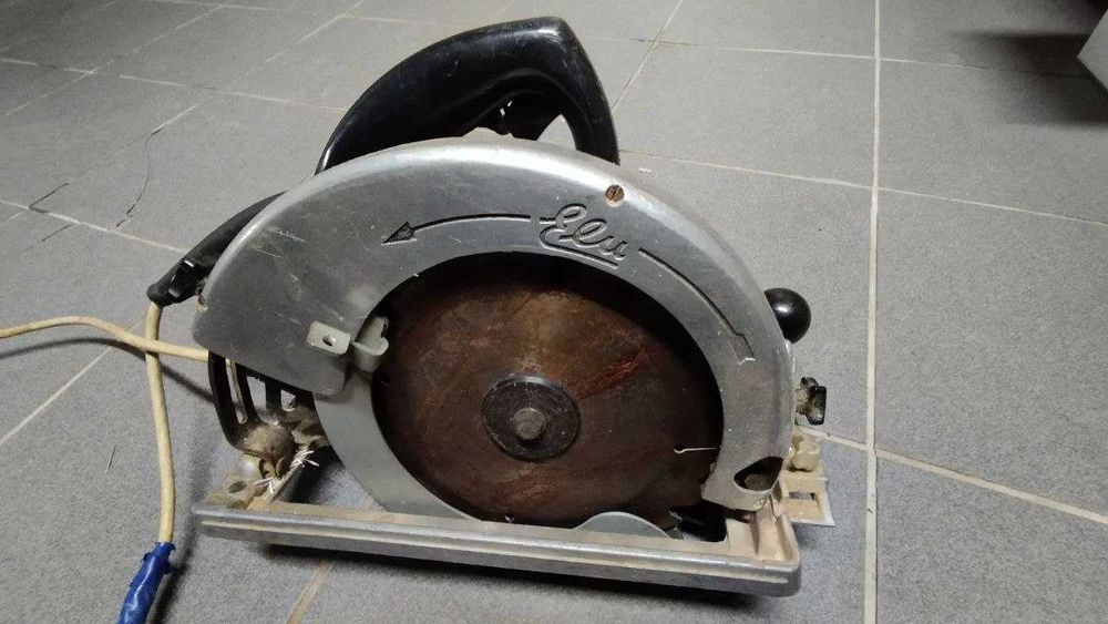 Serra Circular ELU – 1600 W