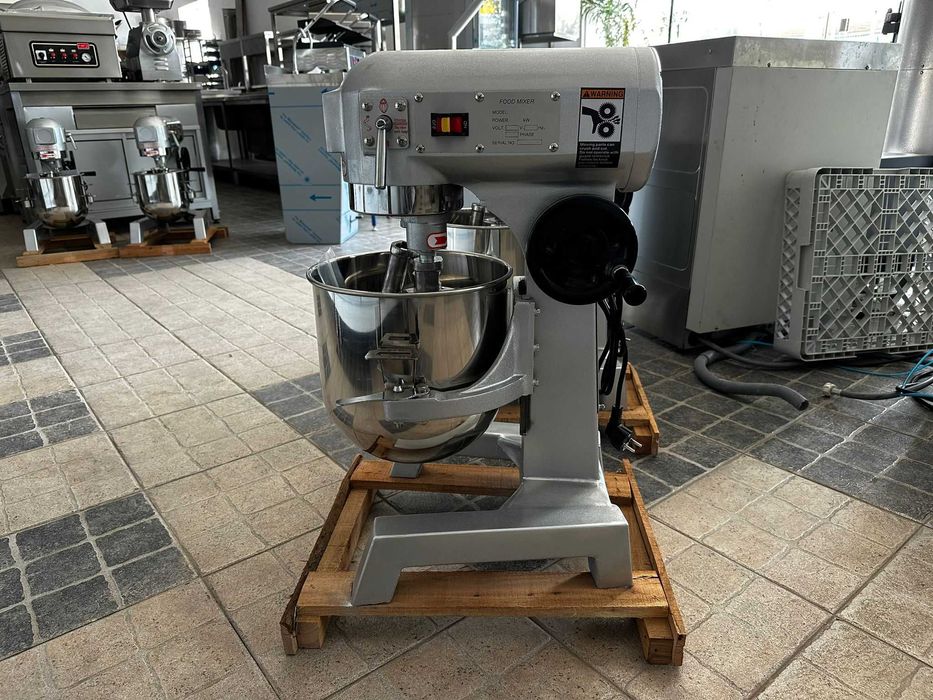 ACM1608 - Batedeira Planetária 15L - NOVA