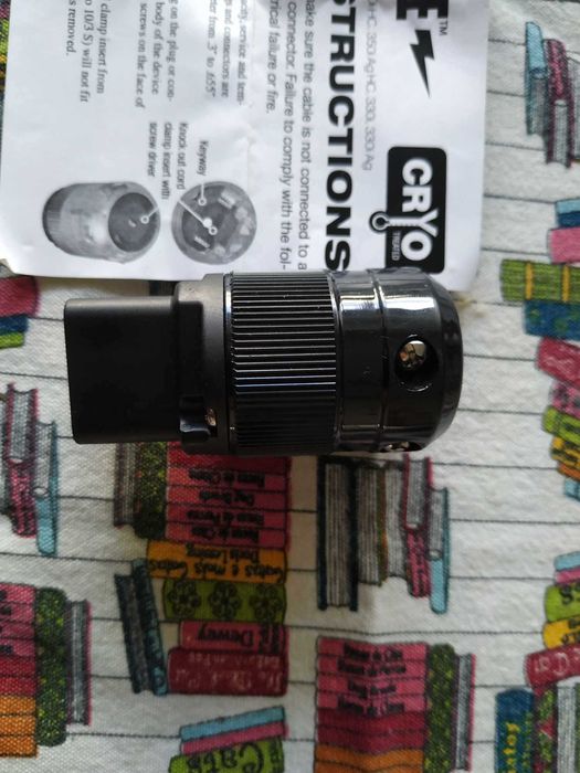 WATTGATE 320i NOVA IEC Power Cord Specification Sheet64739480649090120