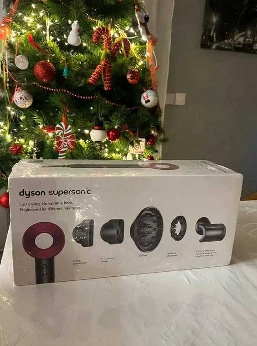 Nowa Stan idealny suszarka do włosów dyson HD08