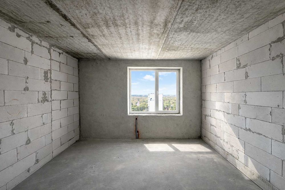4-кім.,квартира у новобудові, 121 м², на Роксоляни, в зданому будинку.