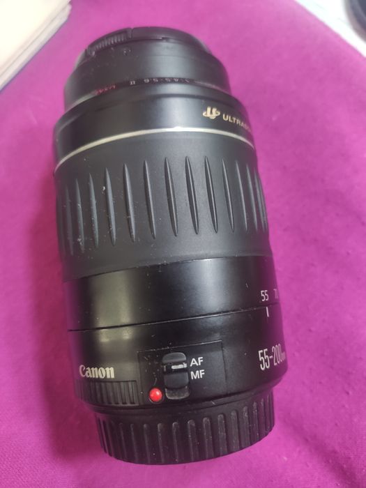 Canon Zoom Lens EF 55–200mm f/4.5–5.6