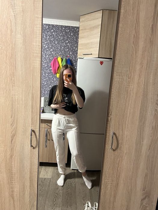 Спортивні штани молочного кольору (двохнитка)