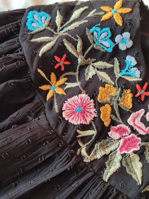 Блуза вишивка вишиванка з довгими пишними рукавами кофта блузка шифон