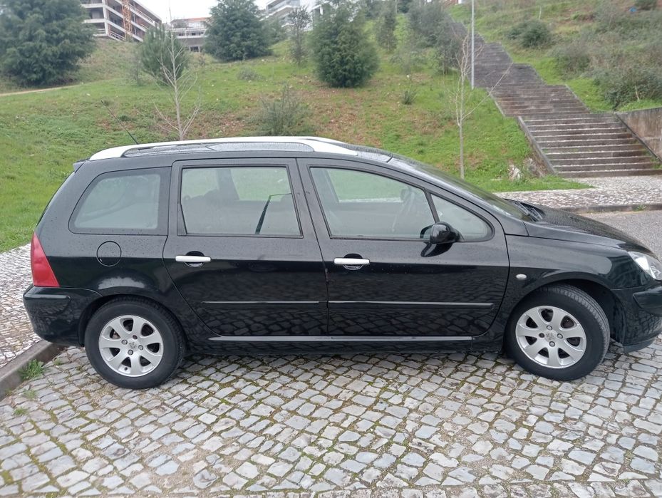Peugeot 307 SW muito Estimada | Teto Panorâmico/Pele
