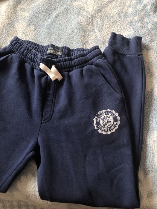 Calças veludo e fato treino azuis