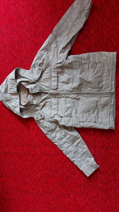 Курточка деми рост 128 на 7-10 лет