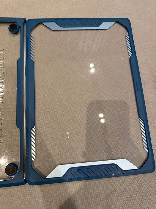 Apple MacBook Pro 16 2021 2023 2024 2025 supcase чохол захисний чехол