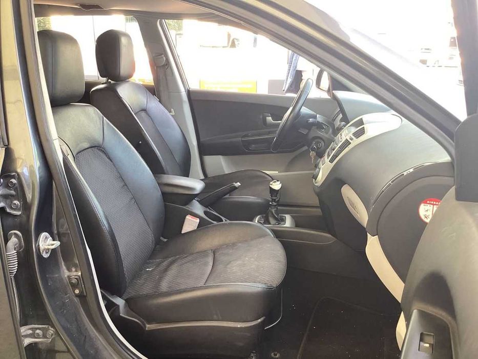 Kia Ceed SW — fotografia 4
