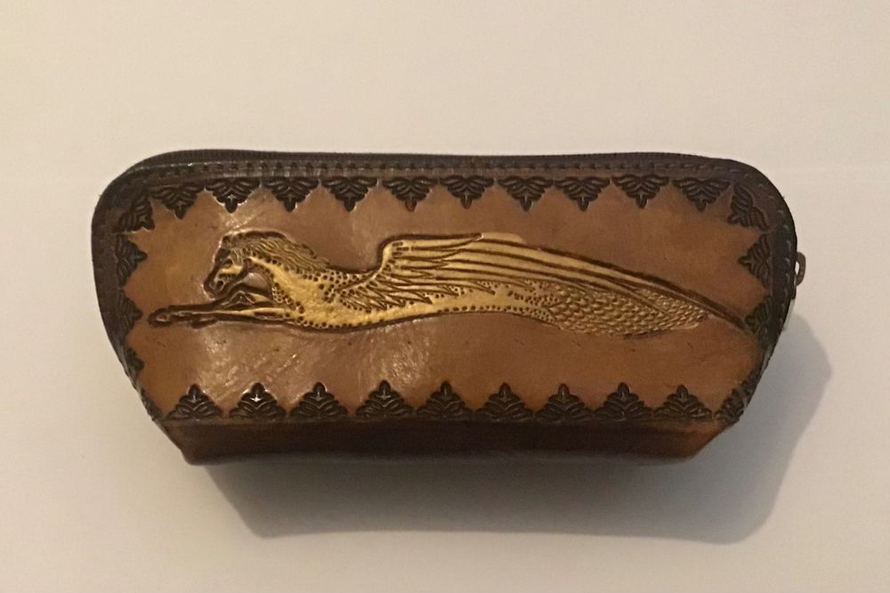 Bolsa para guardar óculos marca Lapó