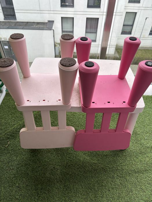 Huśtawka dla dzieci + stolik i krzesełka