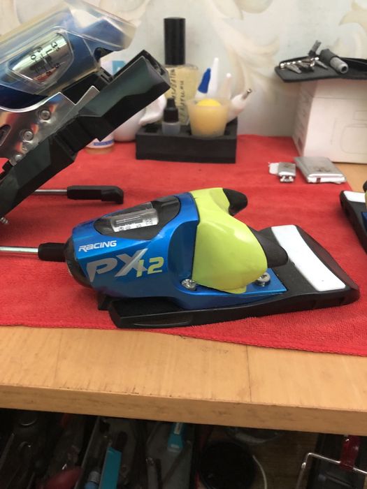 Гірськолижні кріплення