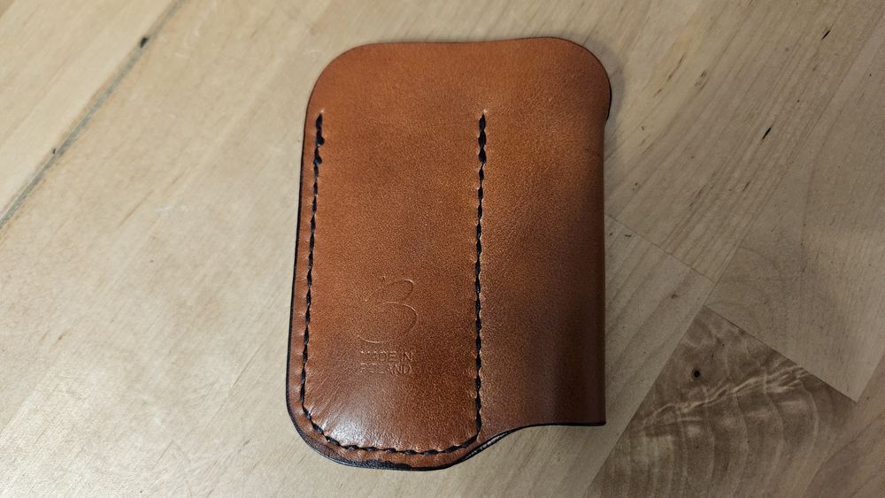 Borubar Skóroszyj - skórzany organizer EDC