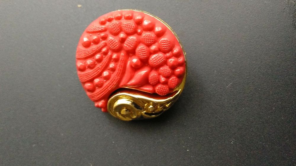 Botões novos grandes 0, 35 cada em quantidades