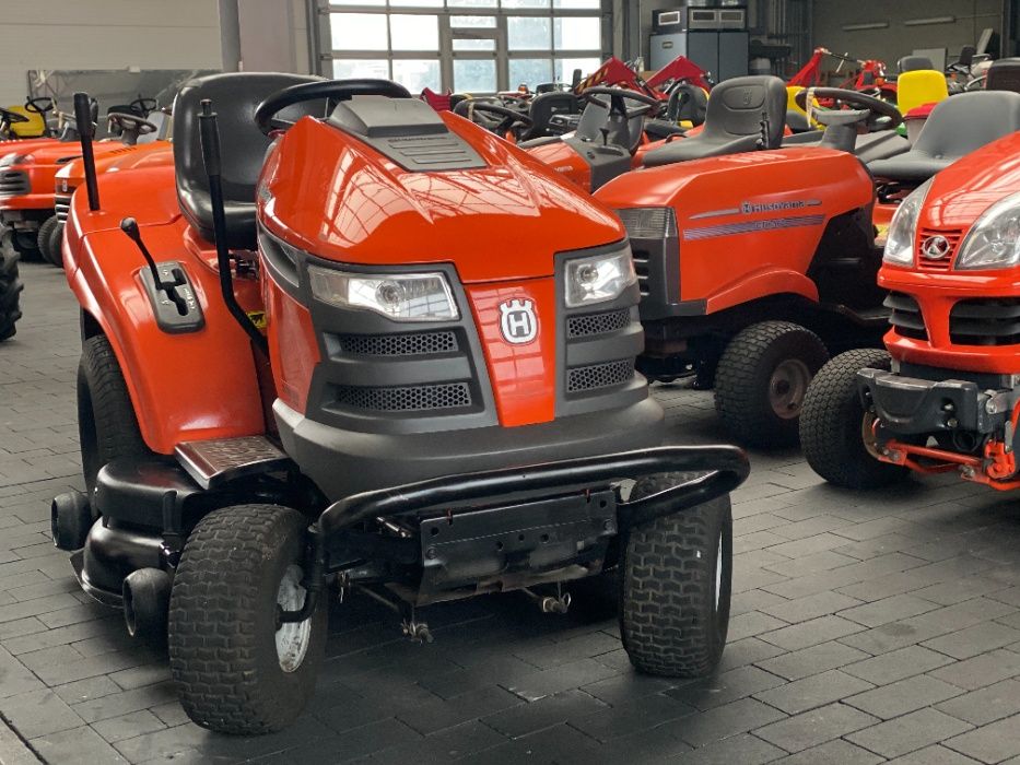Traktorek Kosiarka Husqvarna CTH220 , duża moc ,,hydro , pompa oleju ,pług