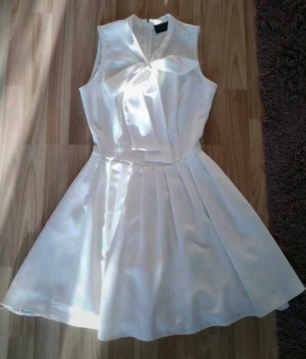 Elegancka sukienka biała A.Rudzka 36/S