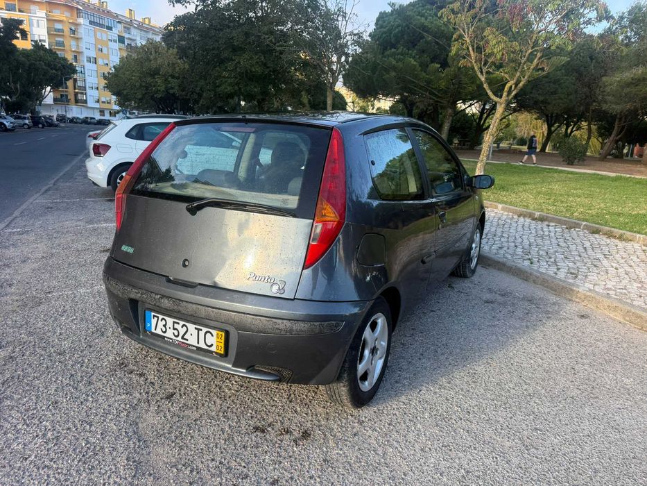 fiat punto 1.2 8v 2002 — photo 3