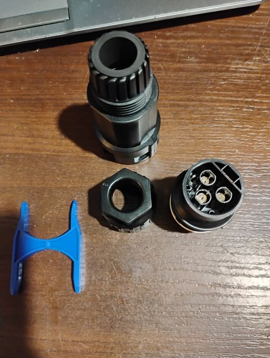 Złączka, konektor, wtyk AC 1-fazowy do inwertera 4-10mm2 50A DEVALAN