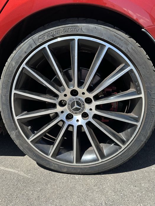 Jantes turbine 19 5x112 7,5j e 8,5j traz com pneus originais Mercedez AMG com marcas de uso